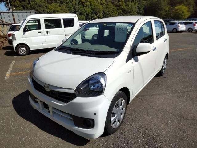 13565 DAIHATSU MIRA E S LA300S 2016 г. (LUM Tokyo Nyusatsu)